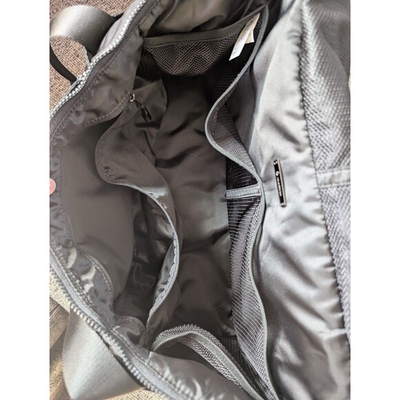 Lululemon Define Duffle Travel Bag in Black  Carry On Gym Weekend Luggage - Picture 11 of 16